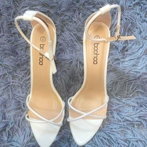Boohoo white high heels